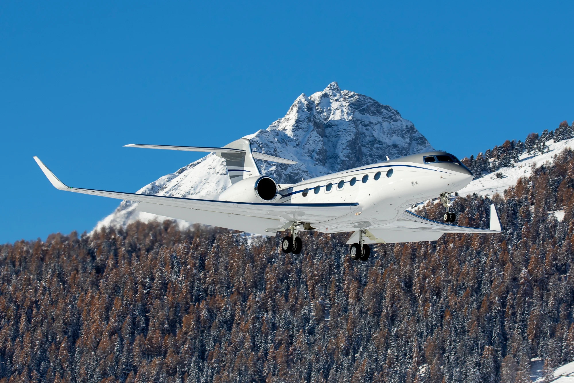 Private Aircraft Charter Across Canada 